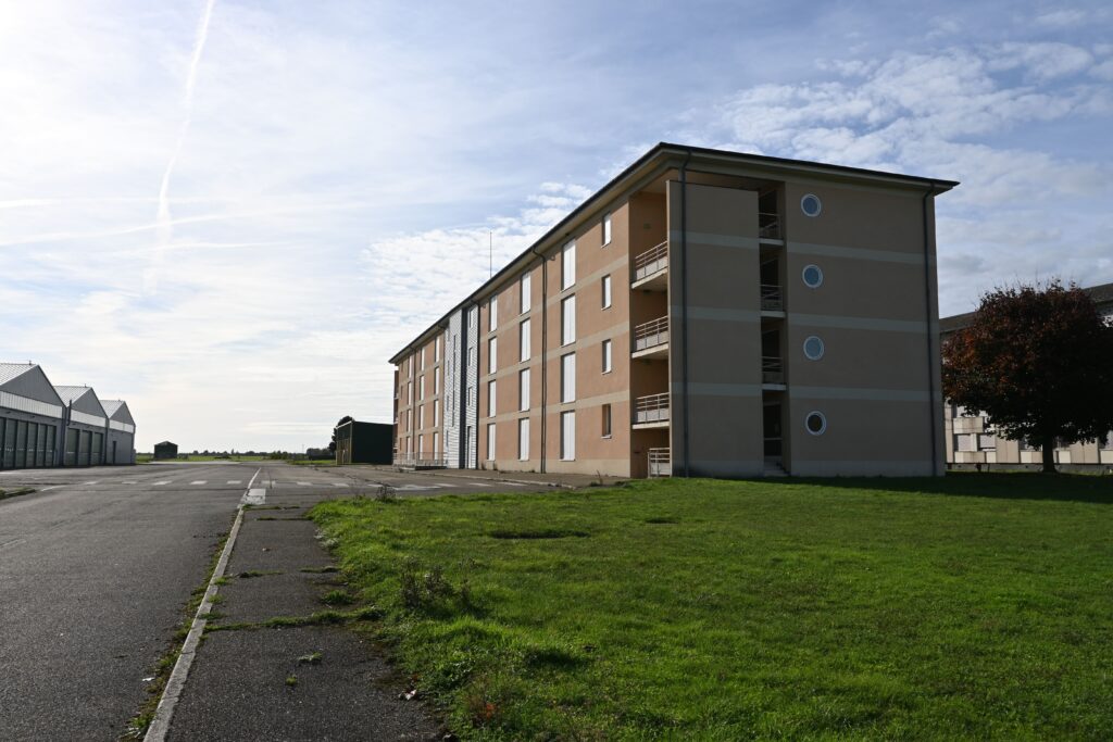 Actifs : Hébergements Aérodrome Châteaudun